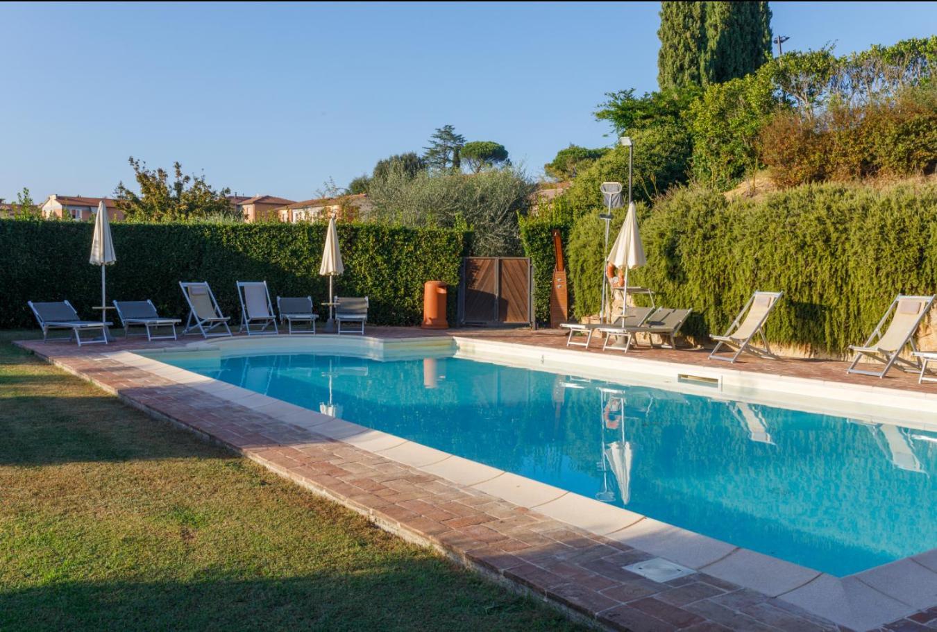 Borgo Villa Risi Siena Exterior foto