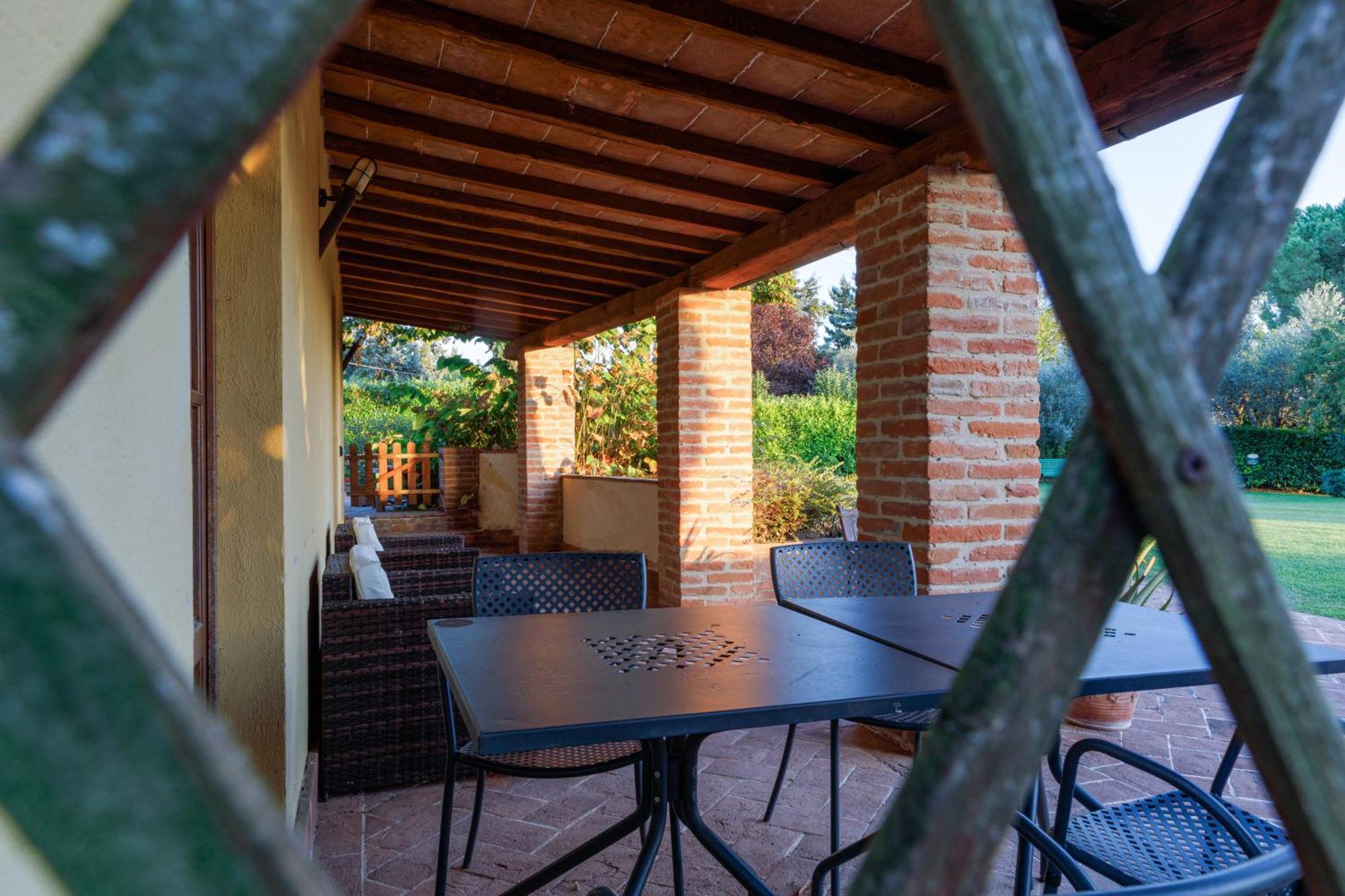 Borgo Villa Risi Siena Exterior foto