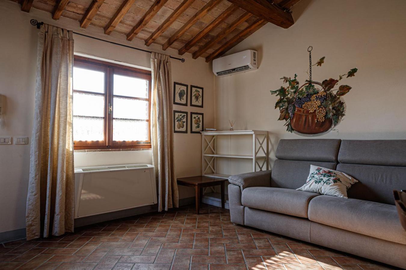 Borgo Villa Risi Siena Exterior foto