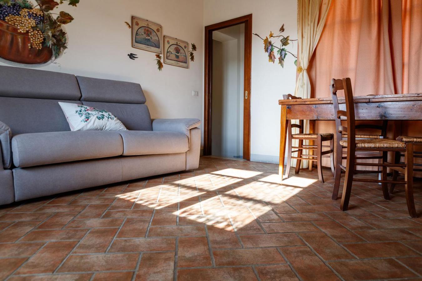 Borgo Villa Risi Siena Exterior foto